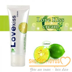 Công dụng gel bôi trơn Lovekiss cream: Gel bôi trơn Love Kiss Strawberry được rất nhiều chị em yêu thích bởi những công dụng của sản phẩm này bao gồm: