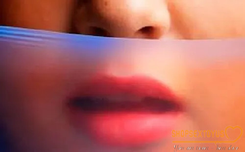 màn chắn miệng cho nữ là bao cao su bảo vệ bản thân khi Quan hệ tình dục bằng miệng